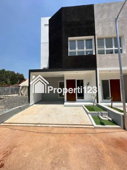 Rumah strategis 2,5lt rooftop di Pondok Melati Bekasi - 2