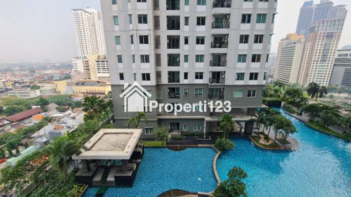 Apartemen Thamrin Residence Tower Bougenville 2 BR View Pool - 2
