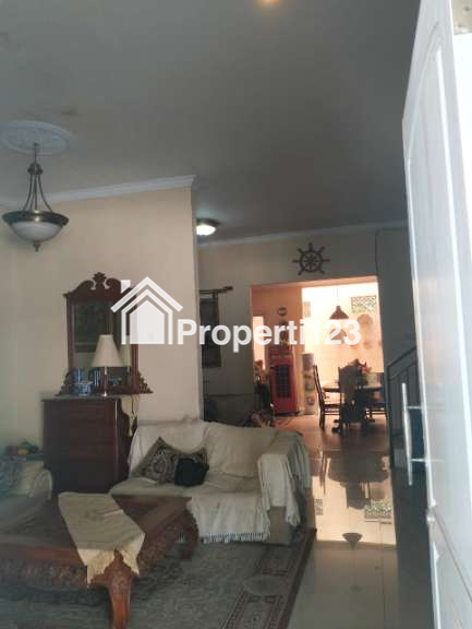 Rumah second 2 lantai dalam cluster di Ciracas Jakarta Timur - 12