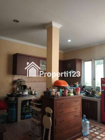 Rumah second 2 lantai dalam cluster di Ciracas Jakarta Timur - 6