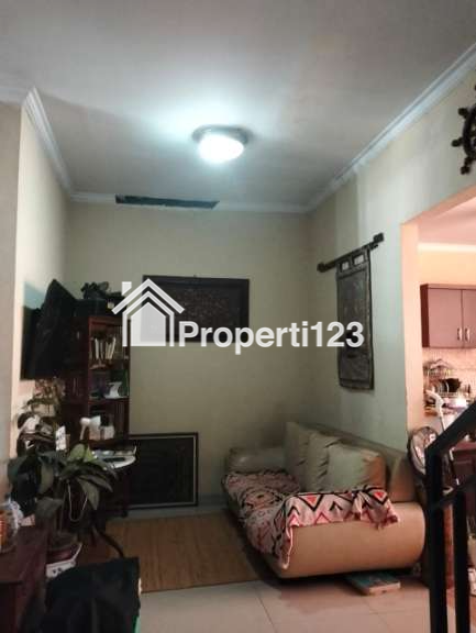 Rumah second 2 lantai dalam cluster di Ciracas Jakarta Timur - 7