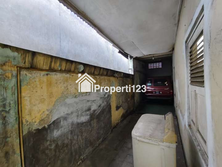 Dijual rumah lama di Cawang 702m - 5