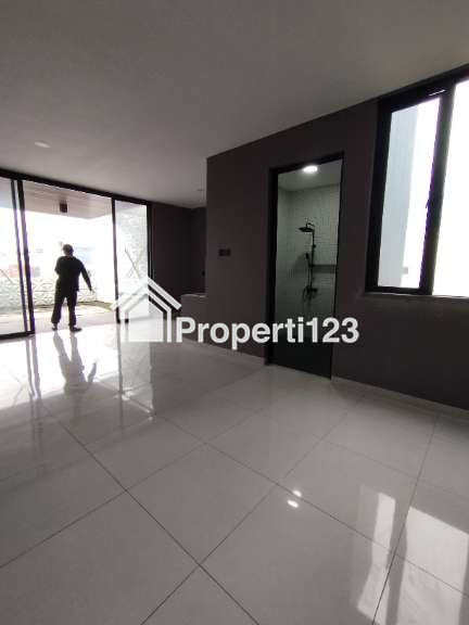 Rumah Baru Renovasi Bisa Kantor dan Hunian di Tebet - 4