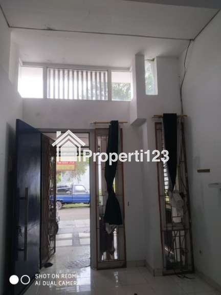 Rumah second Kawasan Grand Wisata Cibubur Hunian terpadu - 5