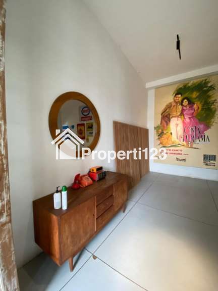 Dijual rumah hoek bagus di Kayu Putih - 12