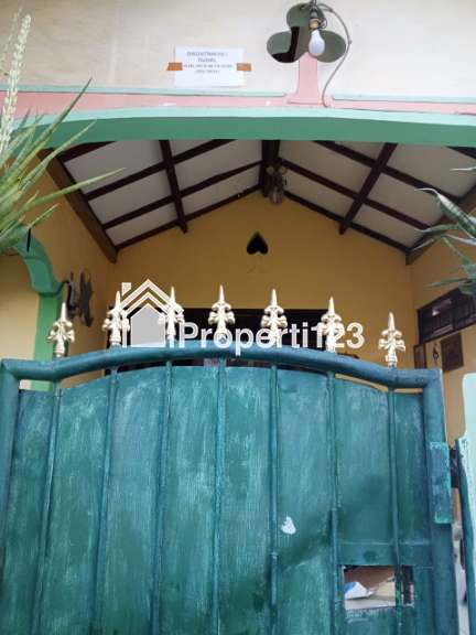 Dijual rumah 1 (satu) lantai di Kota Bekasi, 100 m2, Rp. 650 Juta (Nego), Bebas Banjir, Cocok untuk investasi, Bisa direnovasi ulang dijadikan Kontrakan Beberapa Pintu, Passive Income - 2