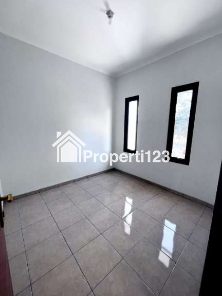 DI JUAL RUMAH SIAP HUNI DI KOTA BANDUNG STRATEGIS TERMURAH - 5