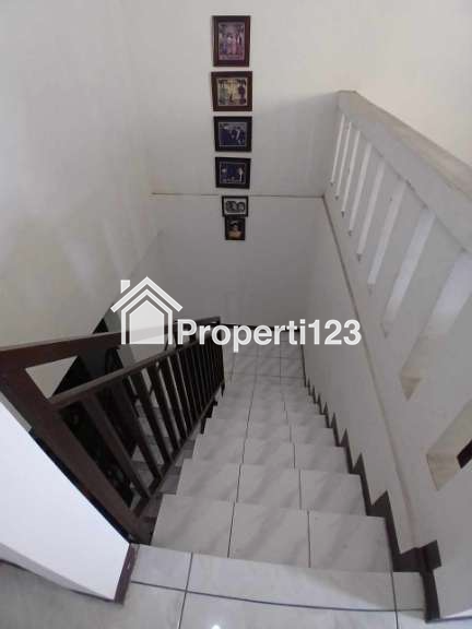 Rumah 2 lantai dan kos-kosan di Perumnas Beji Depok Utara - 4