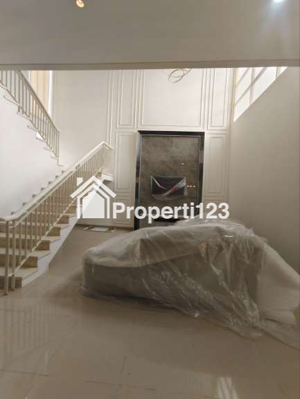 Rumah Baru Gress Semi Furnished Lokasi Manyar Jaya Sukolilo Surabaya - 5