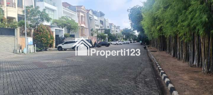 Jual rumah hoek di Villa Gading Indah Kelapa Gading - 2