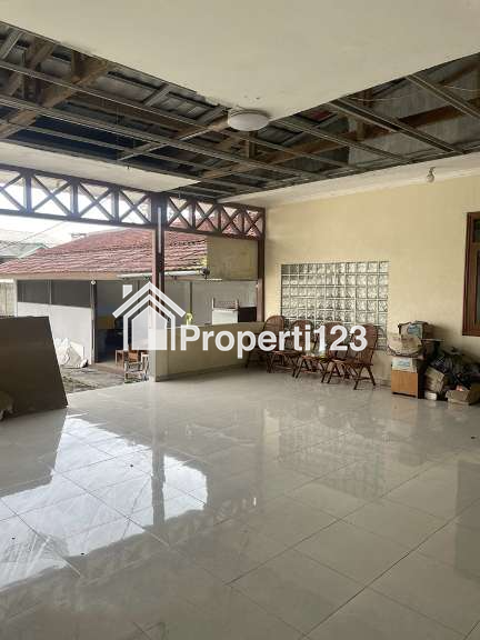 Ruko 2 Lantai SHM Super Strategis untuk Toko Grosir Bahan Pokok dan Kebutuhan Pertanian serta Perkebunan di jalan Sersan Bajuri Bandung - 10