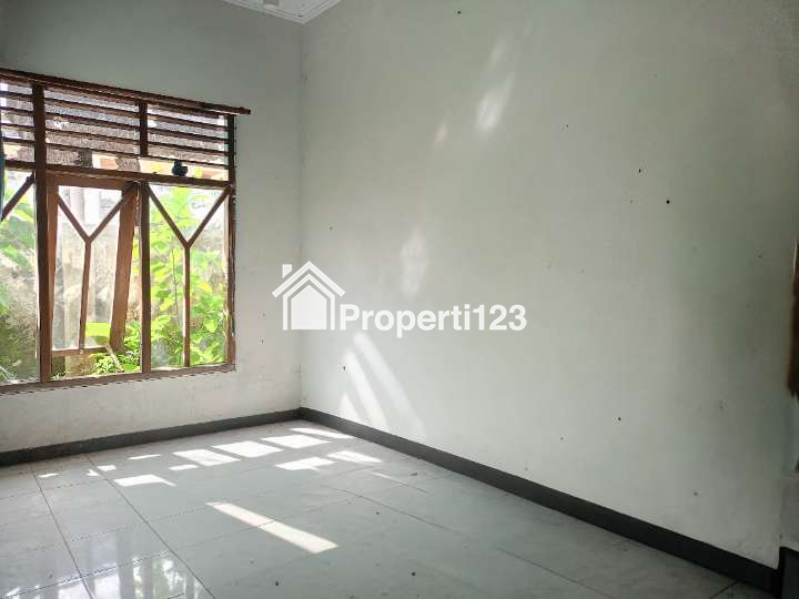 Dijual Rumah pinggir JLN. Raya Jember-Banyuwagi, Desa Stail, Kec. Genteng, Kab. Banyuwangi - 8