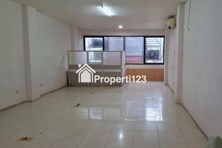 Ruko 5 Lantai Siap Usaha Jalan Gunung Sahari Raya Jakarta Pusat - 4