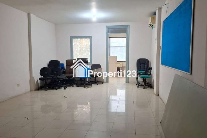 Ruko 5 Lantai Siap Usaha Jalan Gunung Sahari Raya Jakarta Pusat - 3