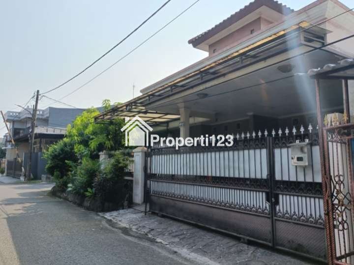 Rumah Hoek Perumahan Pulo Gebang Permai Jakarta Timur - 2