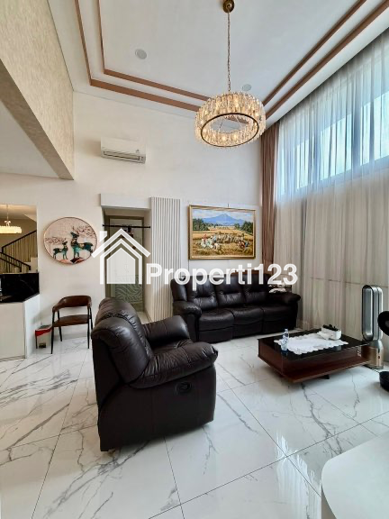 Rumah Mewah Furnished di Asya Cluster Matana Jgc Cakung - 5