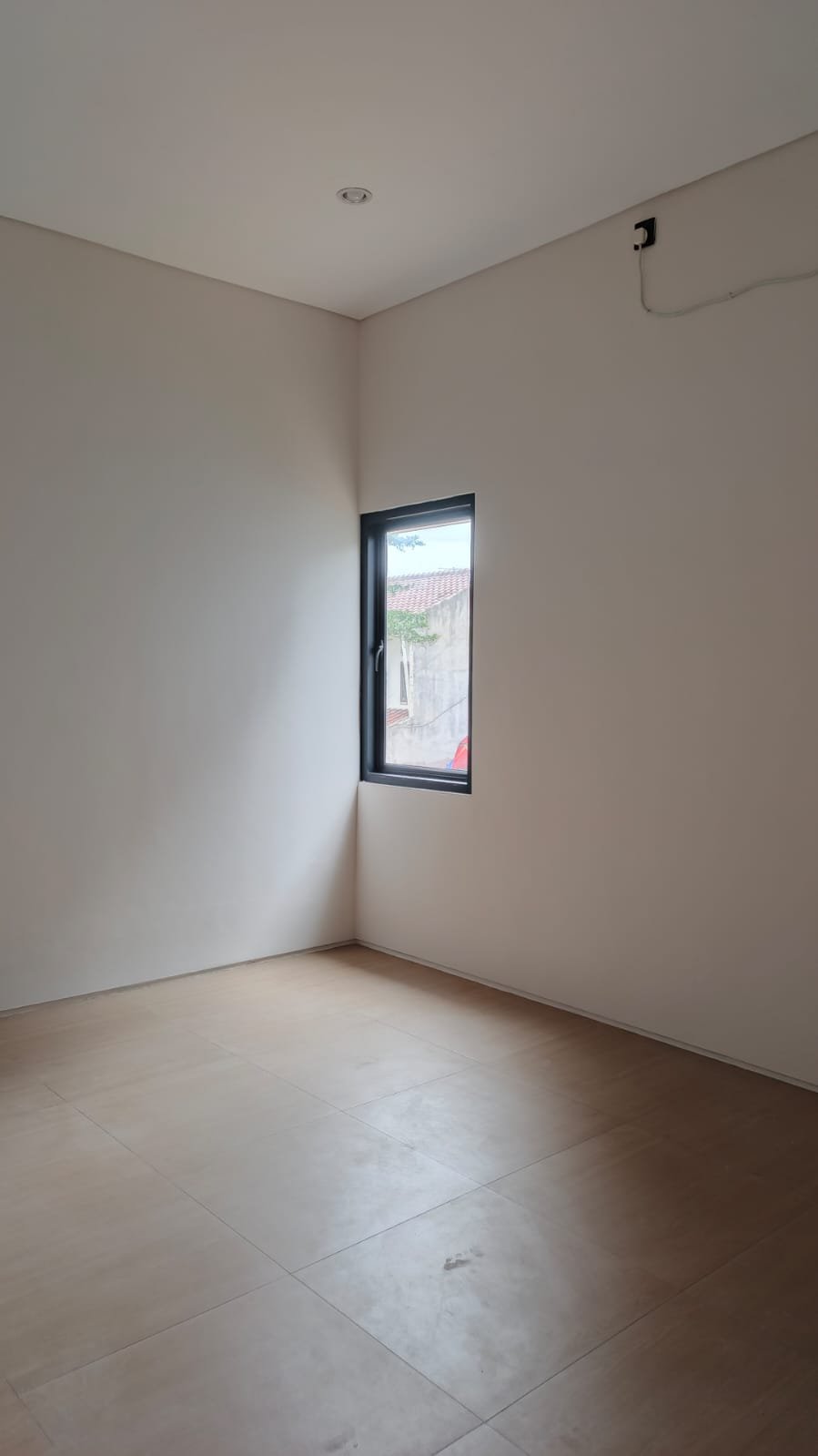 Rumah modern minimalis strategis di Cirendeu Tang Sel - 13