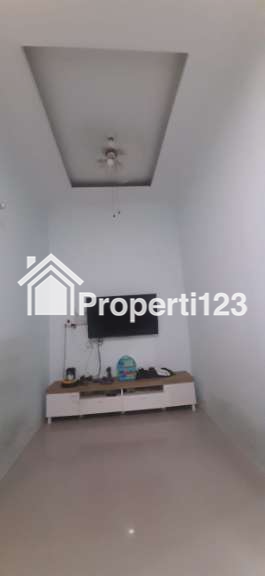 Rumah second murah furnish di Bedahan Depok - 13