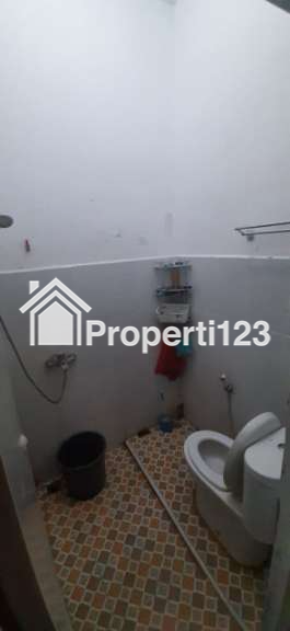 Rumah second murah furnish di Bedahan Depok - 9