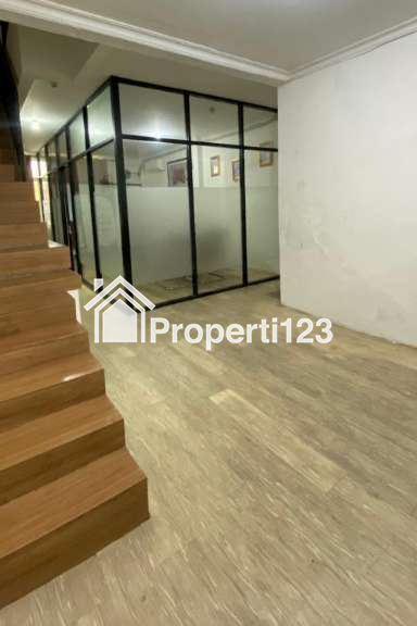 Ruko Full 3 Lantai Jalan Raya Ifolia Kota Harapan Indah Bekasi - 7