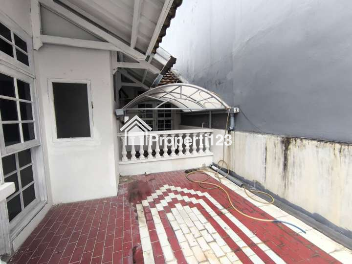 Rumah Disewakan di Menteng Dalam - 14