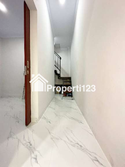 Rumah 2 LT SHM Pasar Minggu Jakarta Selatan - 5