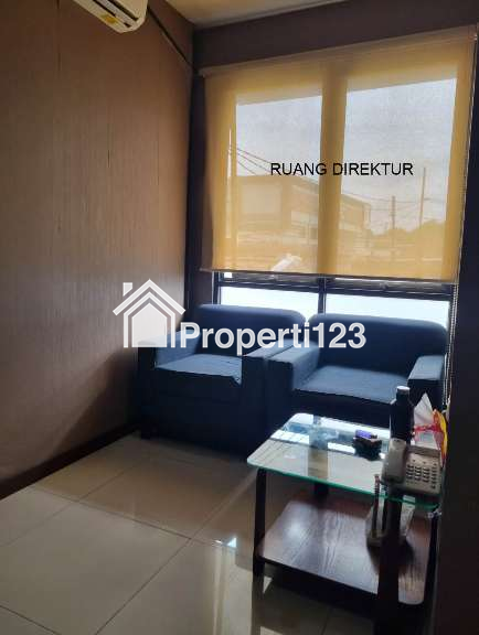 Dijual Gedung Kantor + Gudang Full Furnished - 14