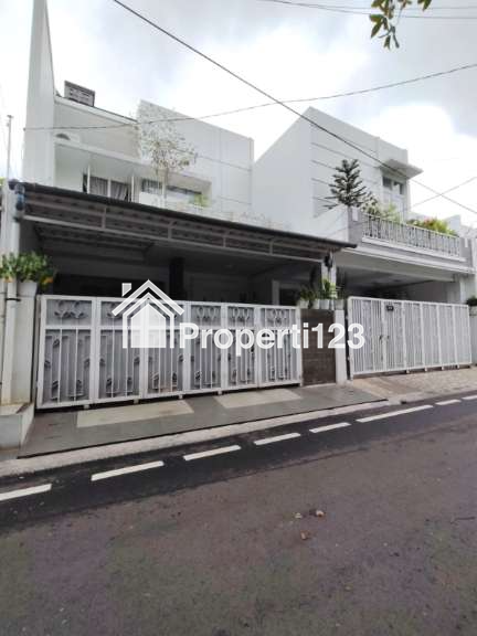 Rumah Secondary 2 Lantai dalam komplek di Pondok Kelapa Jaktim - 2