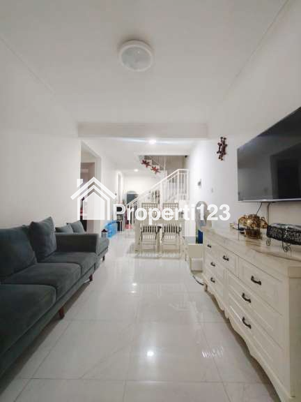 Rumah Secondary 2 Lantai dalam komplek di Pondok Kelapa Jaktim - 3