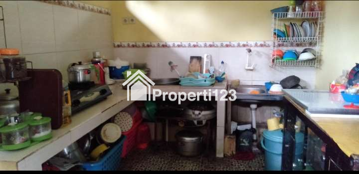 Rumah second besar dan luas di Cilandak Jak Sel - 8