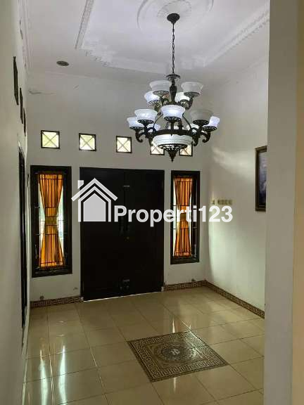 Rumah Dijual jalan  Jati Raden kota Bekasi (Bekasi Selatan) - 4