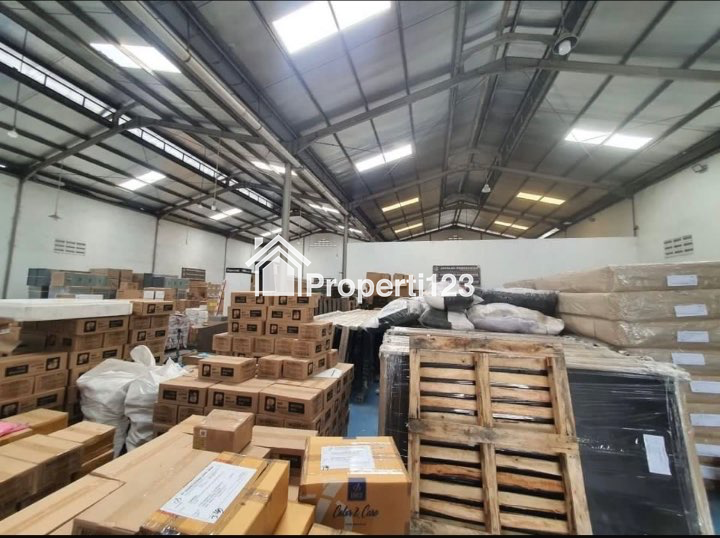 Dijual Gudang Bisa Container Dekat Tol di Cakung Jakarta Timur - 2