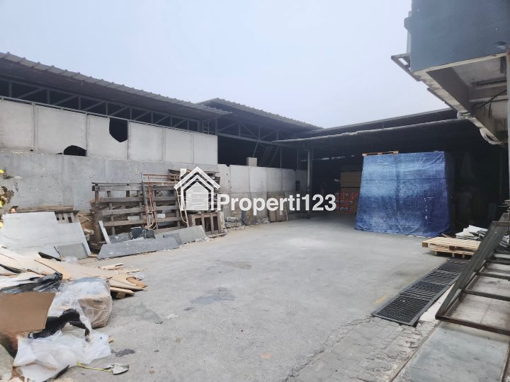 Dijual Gedung Kantor Siap Pakai di Pegadungan Kalideres Jakarta Barat - 5