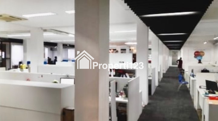 Dijual Gedung Kantor Siap Pakai di Pegadungan Kalideres Jakarta Barat - 2