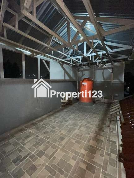 Rumah kos-kosan 2 LT strategis di Cipinang Jakarta Timur - 5