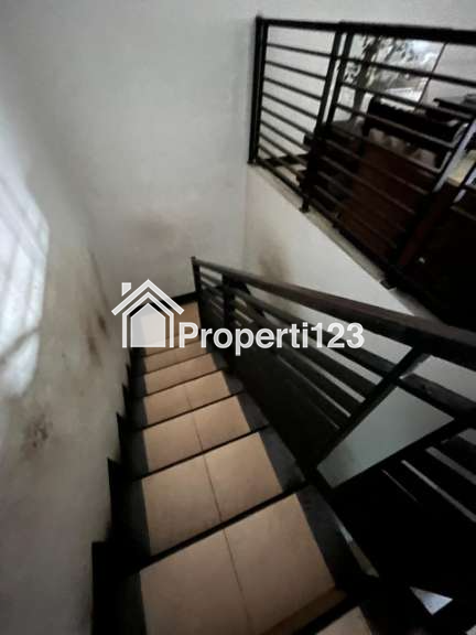 Dijual Rumah Pinggir Jalan di Mampang Prapatan Jakarta Selatan 4 Milyar Nego - 4