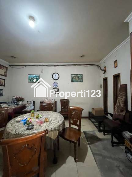 Dijual Rumah Pinggir Jalan di Mampang Prapatan Jakarta Selatan 4 Milyar Nego - 9