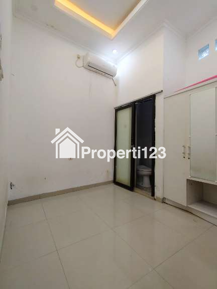 Rumah Secondary 2 Lantai Dalam Cluster di Kampung Tengah Condet - 4