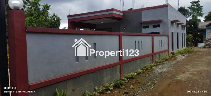 Di Jual Rumah Dengan View Gunung Salak - 5