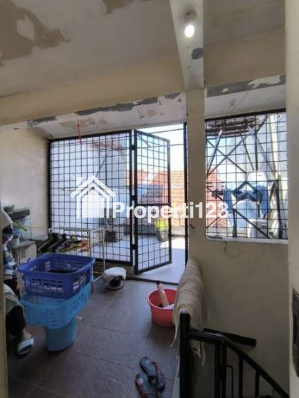 Ruko Raya Darmo Baru Barat Lokasi Strategis untuk Usaha Surabaya Barat - 4