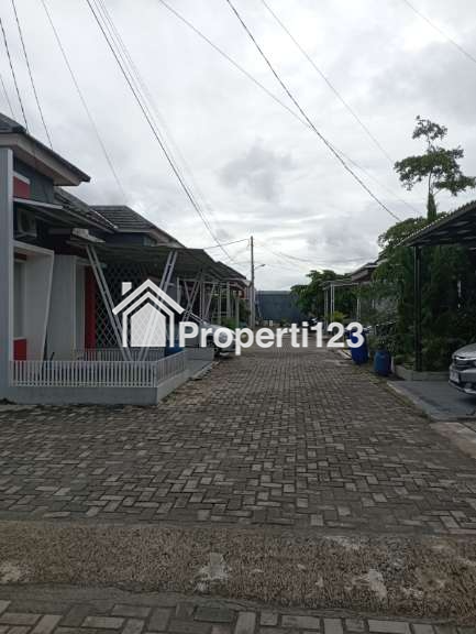 Dijual Rumah Murah di Cluster, Lokasi sangat strategis - 6