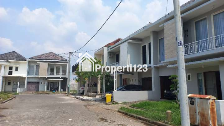 ‼️Jual Cepat Dibawah Pasaran‼️ Rumah Minimalis Di Perumahan Unimas Garden Regency Waru Sidoarjo - 2