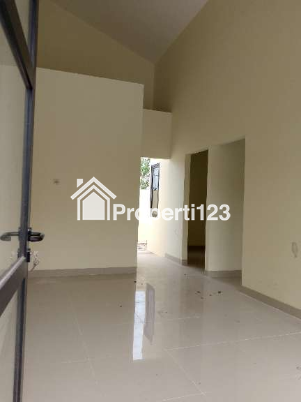 Dijual Rumah Siap Huni Pinggir Jalan di Cikarang Bekasi - 5