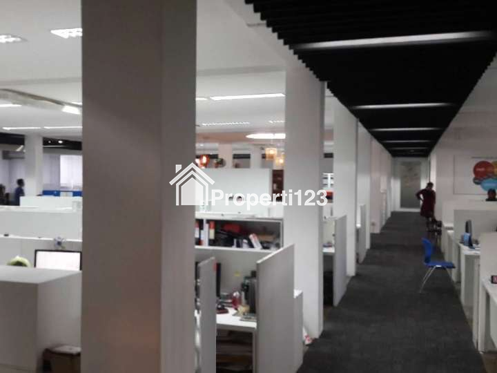 Gudang Kantor Jalan Husein Sastranegara Jurumudi Benda Tangerang - 4