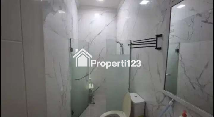 Jual rumah bagus Imperial Gading Kelapa Gading - 12