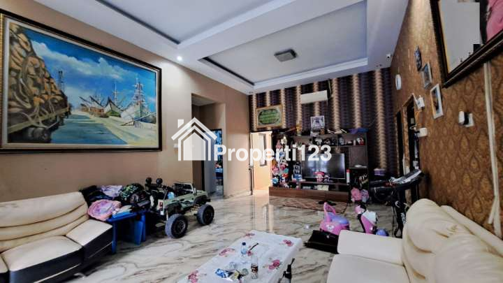 Rumah Hoek Perumahan Harapan Mulya Regency Tarumajaya Bekasi - 2