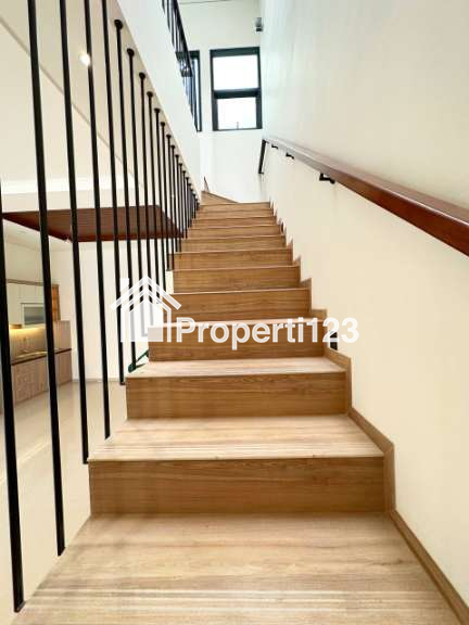 Rumah 2 LT tanah luas harga termurah Rawamangun Jakarta Timur - 4