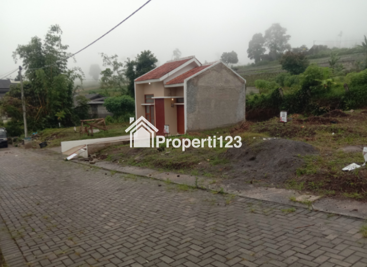 Rumah Berkabut Nuansa Villa di Pakuhaji Bandung Barat - 3