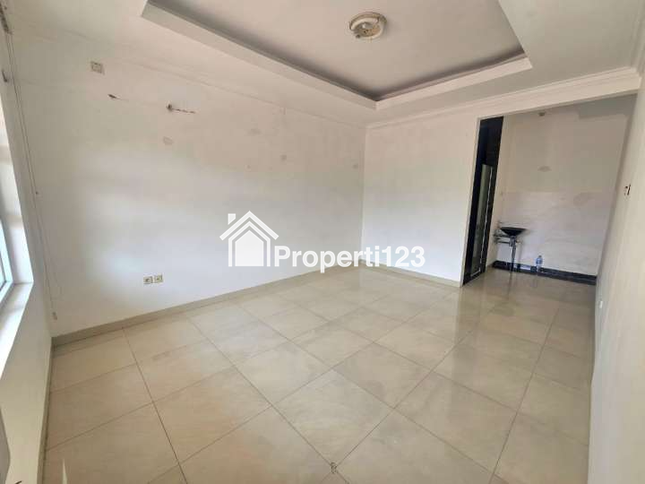 Ruko Murah Jalan Boulevard Hijau Raya Harapan Indah Bekasi - 10