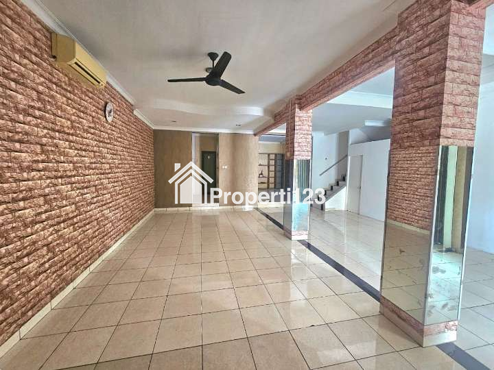 Ruko Murah Jalan Boulevard Hijau Raya Harapan Indah Bekasi - 4